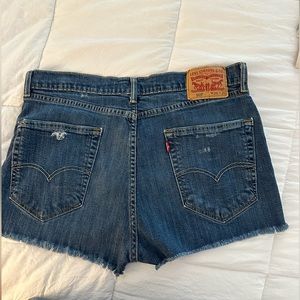 LEVIS DENIM SHORTS